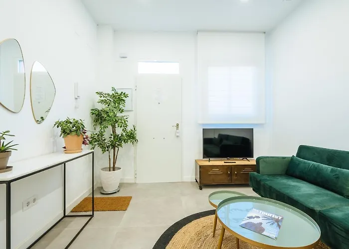 Urban Pulses Nervion 아파트
